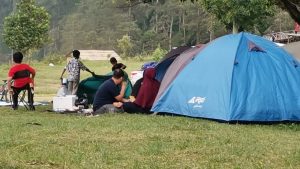 Rugikan Pelaku Wisata di Tawangmangu, Minta Akses Jalan Tak Ditutup Total