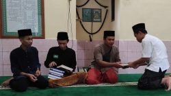 Keluarga Santri Al-Iman Pituruh Wujudkan Indahnya Berbagi di Bulan Ramadhan. dok pribadi/Achmad Rohadi/Lingkar.co